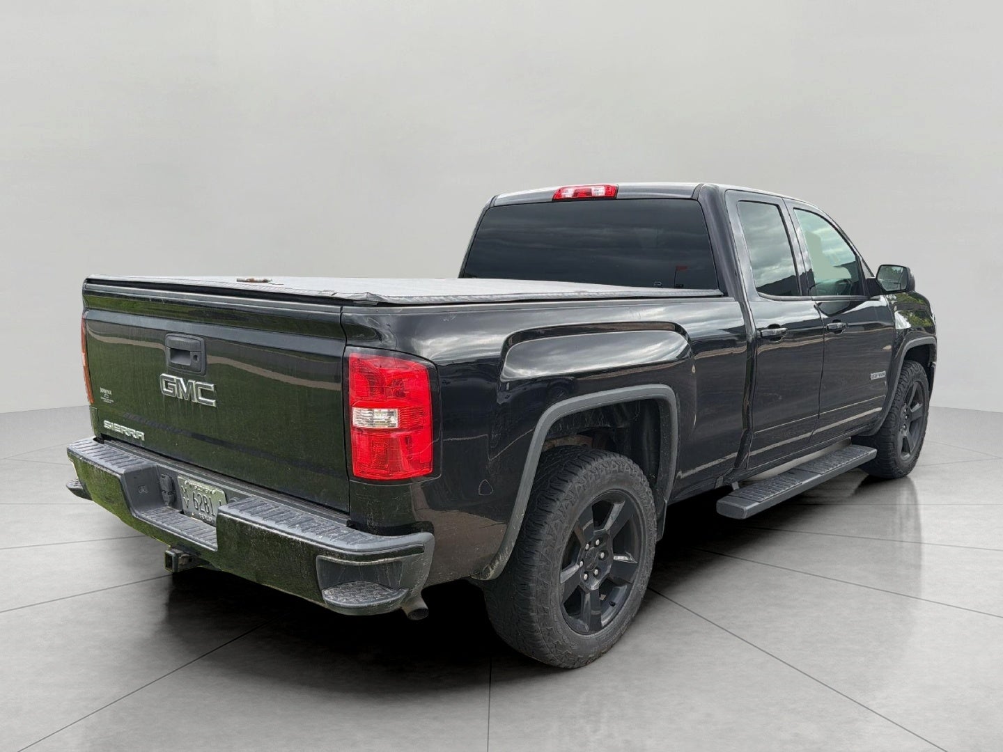 2018 GMC Sierra 1500 4WD Double Cab 143.5