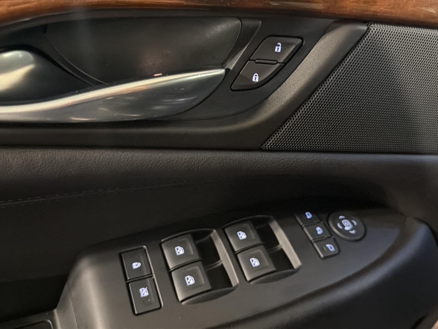 2016 Cadillac Escalade 4WD 4dr Luxury Collection