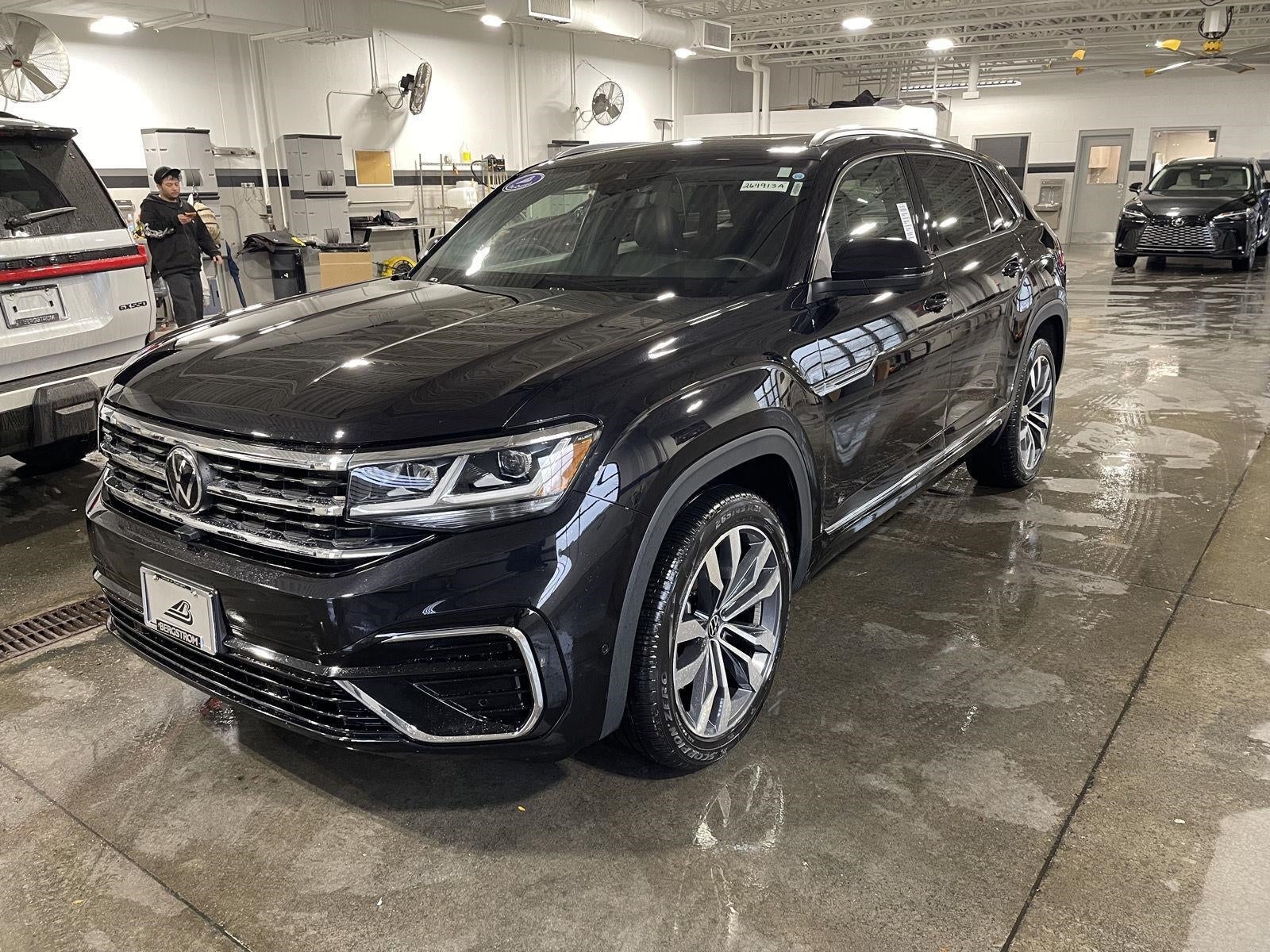 2023 Volkswagen Atlas Cross Sport 3.6L V6 SEL Premium R-Line 4MOTION