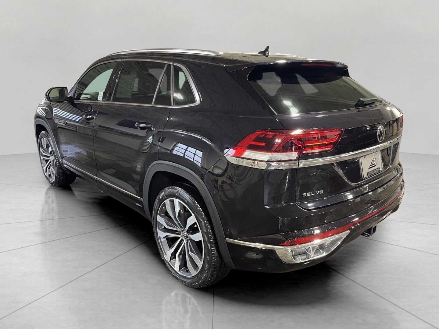 2023 Volkswagen Atlas Cross Sport 3.6L V6 SEL Premium R-Line 4MOTION