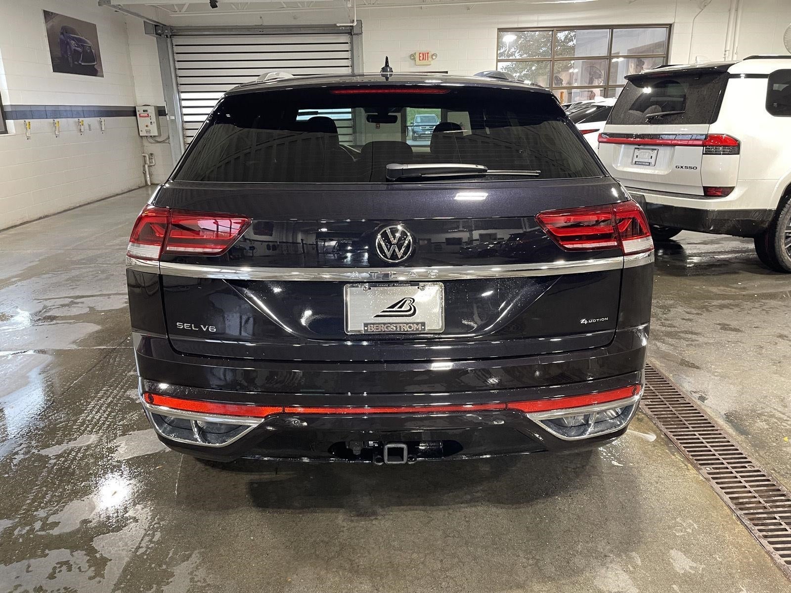 2023 Volkswagen Atlas Cross Sport 3.6L V6 SEL Premium R-Line 4MOTION