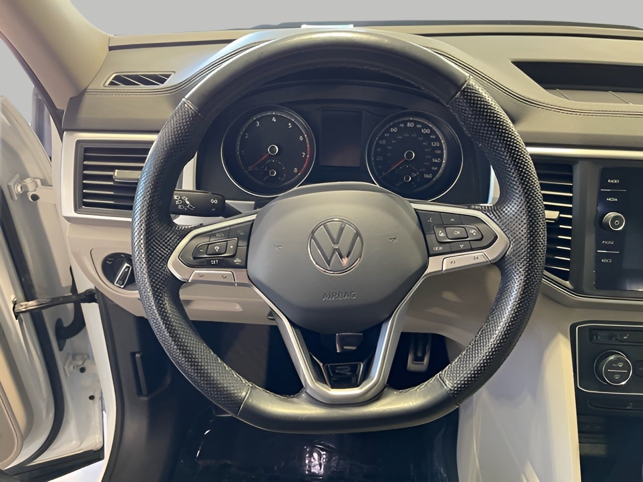 2021 Volkswagen Atlas 2021.5 3.6L V6 SE w/Technology R-Line 4MOTION