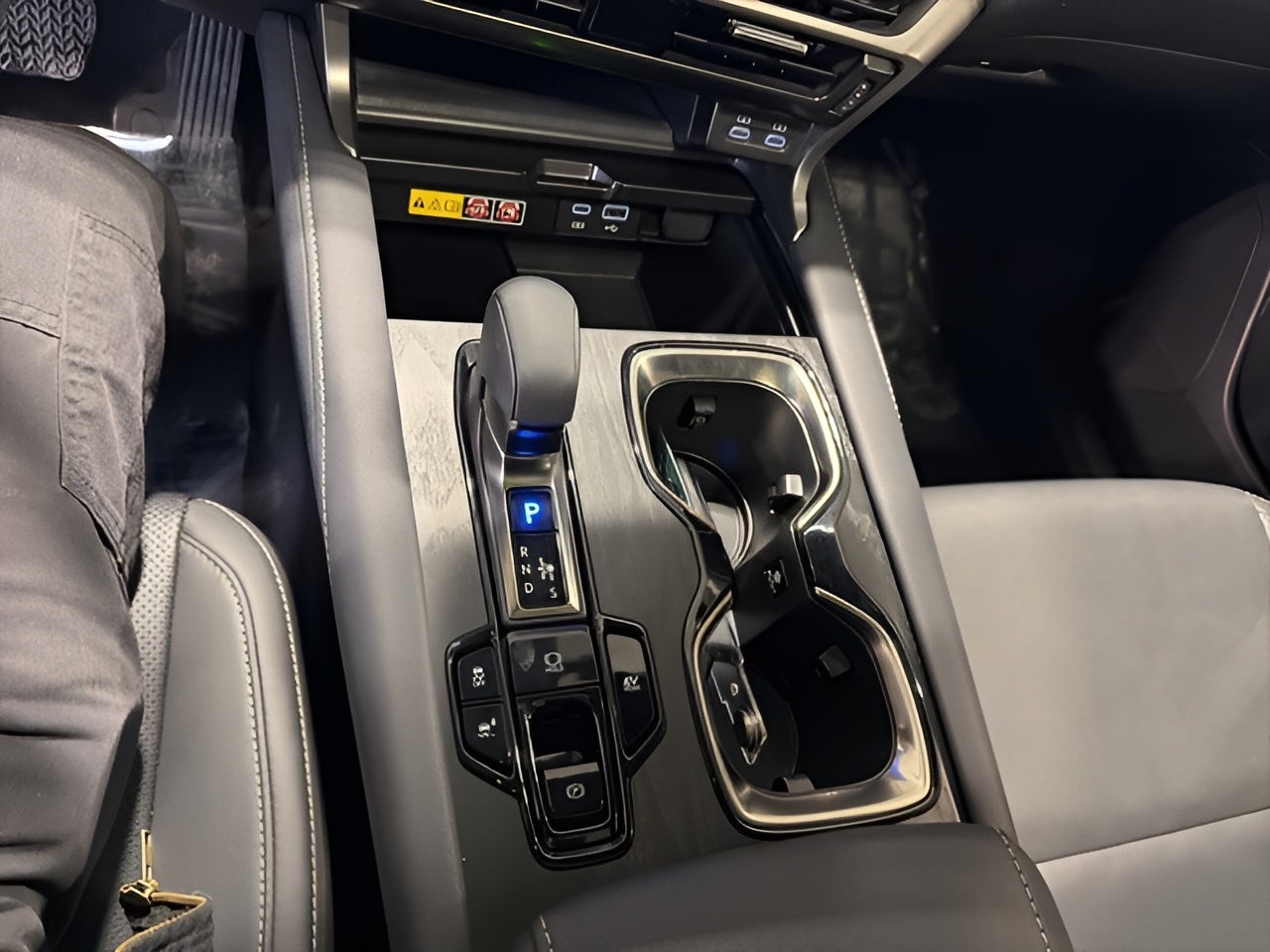 2023 Lexus RX RX 350h AWD