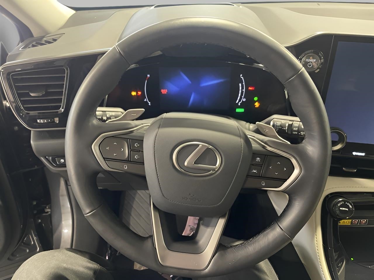 2025 Lexus NX NX 350h Luxury AWD
