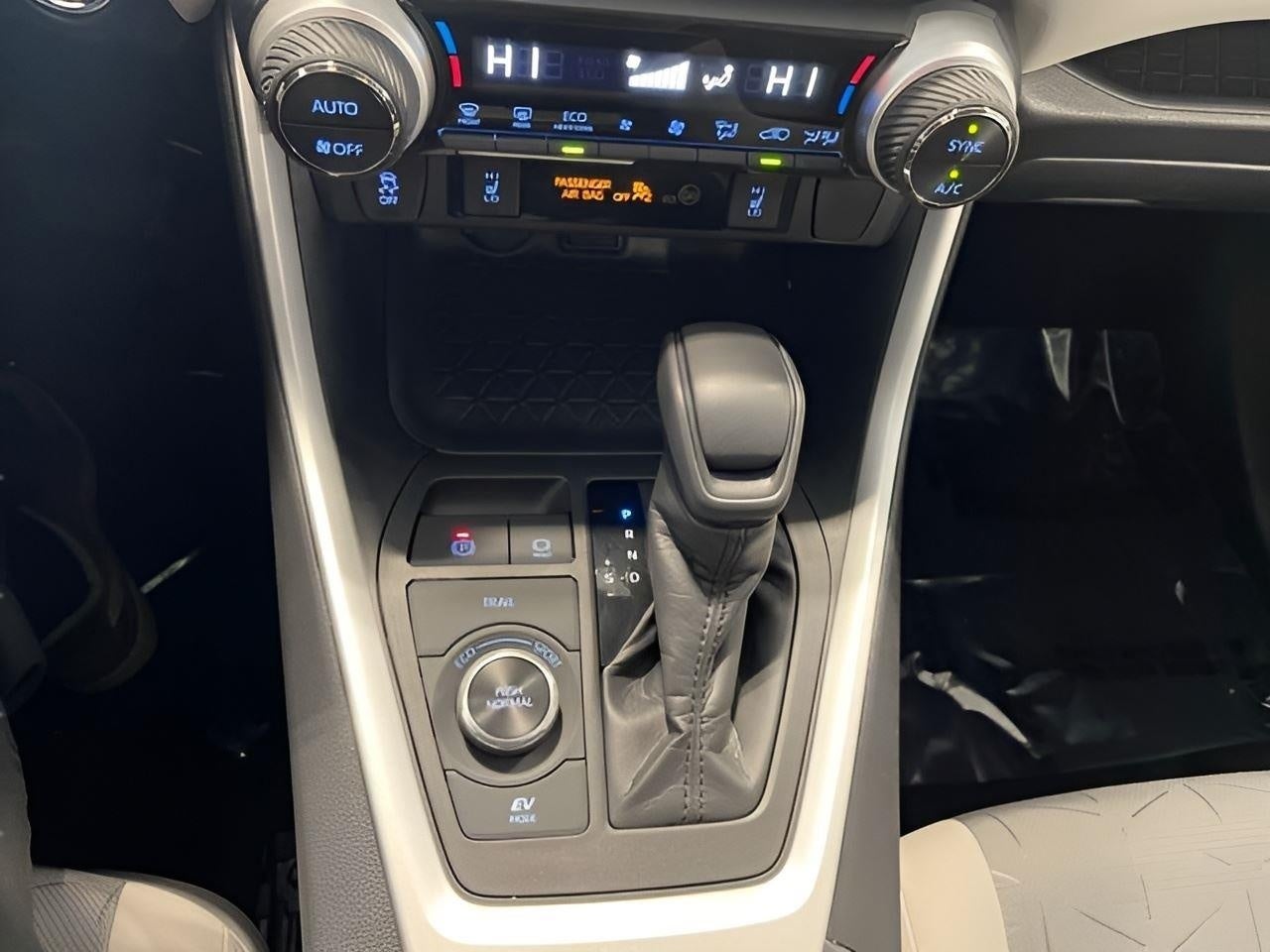 2020 Toyota RAV4 Hybrid XLE AWD