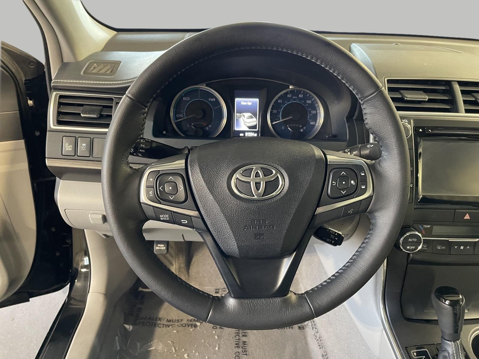 2015 Toyota Camry Hybrid 4dr Sdn XLE