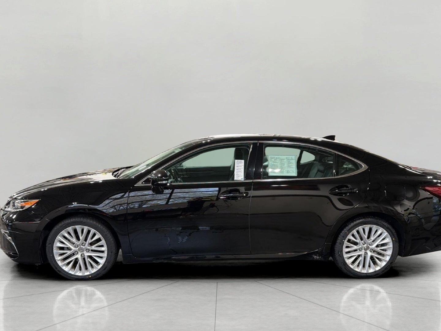2016 Lexus ES 350 4dr Sdn