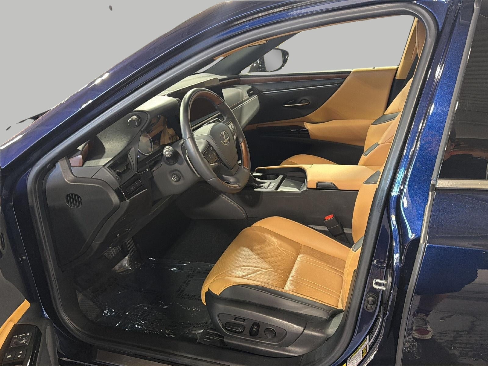 2023 Lexus ES ES 300h Luxury FWD
