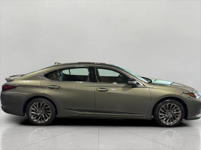 2025 Lexus ES ES 300h Luxury FWD