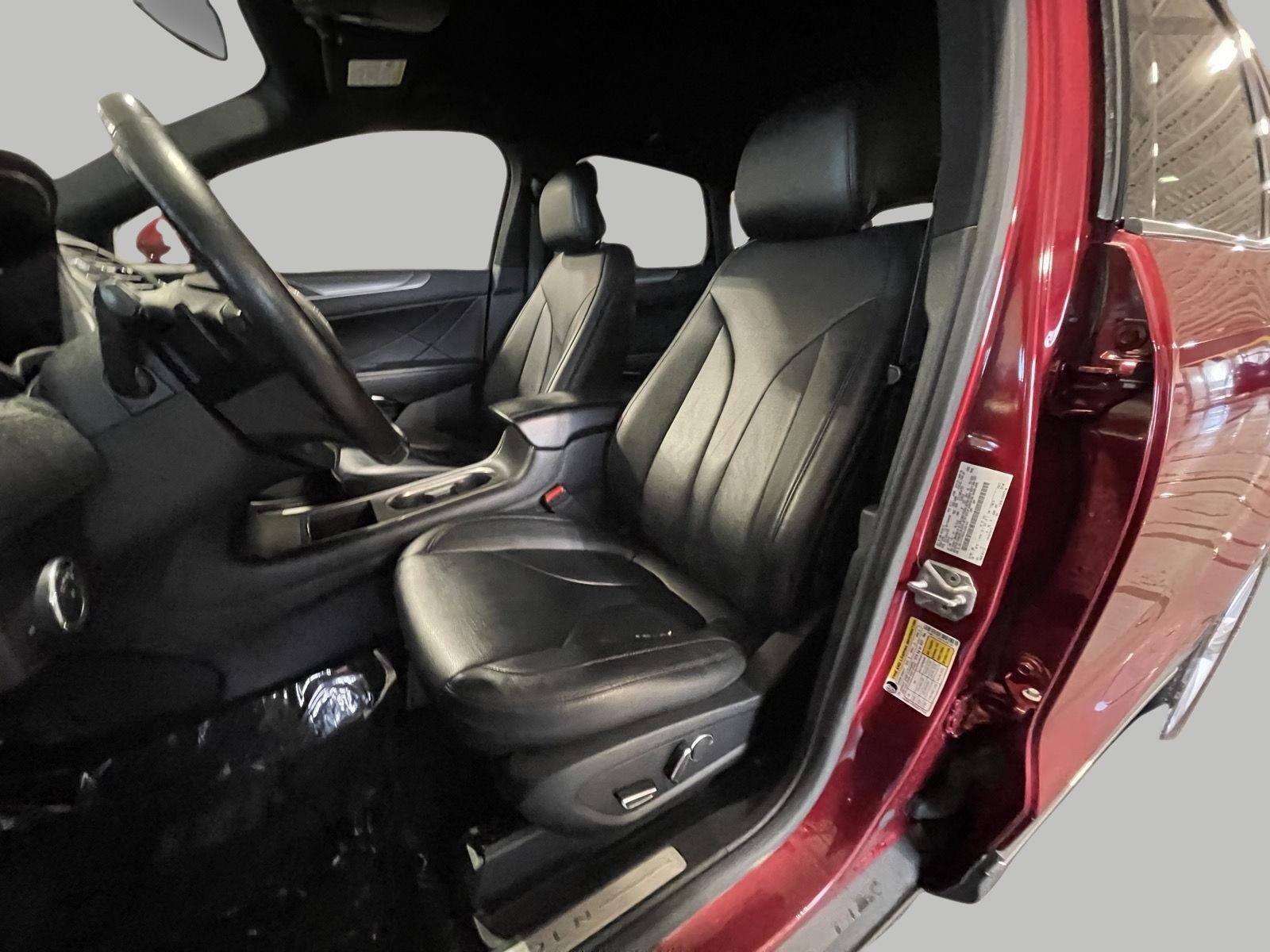 2016 Lincoln MKC FWD 4dr Premier