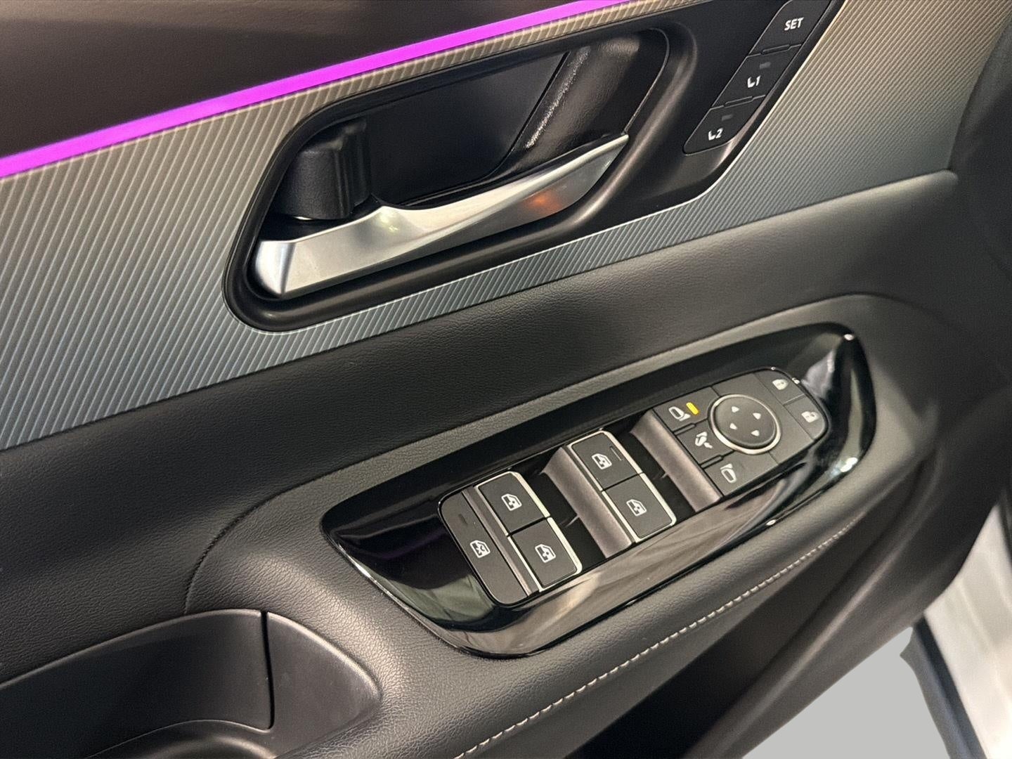 2025 Nissan Murano AWD Platinum