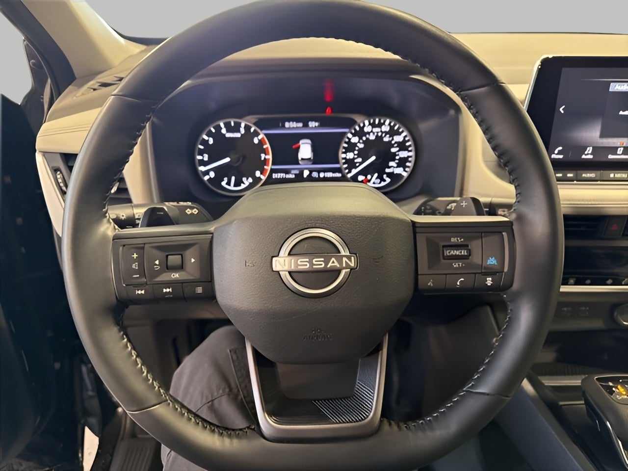 2025 Nissan Rogue AWD SV