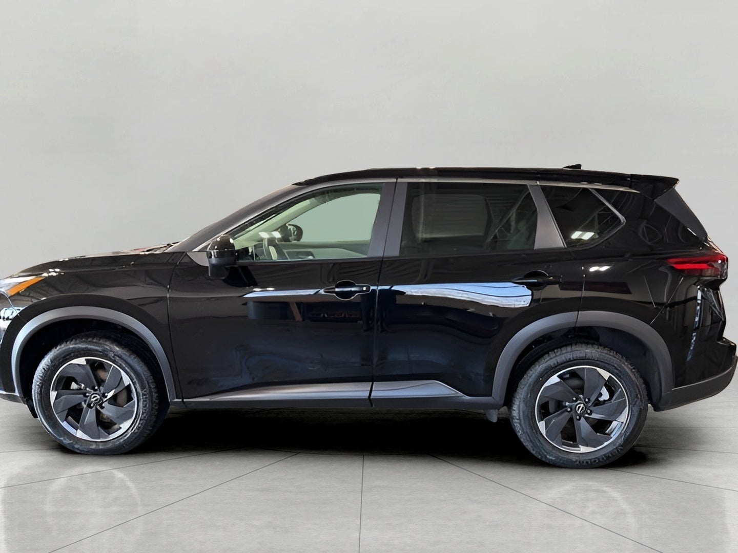 2025 Nissan Rogue AWD SV