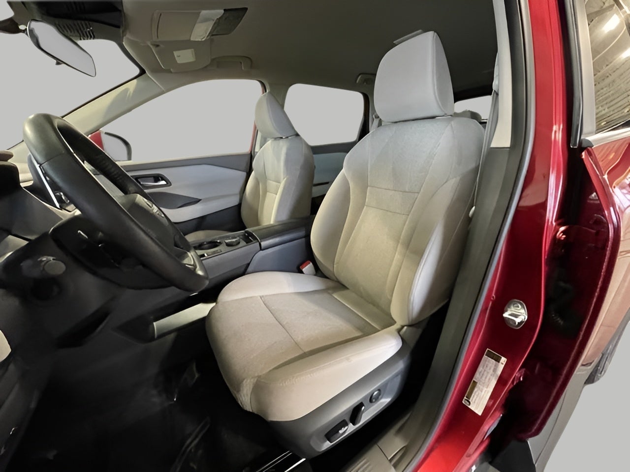 2025 Nissan Rogue AWD SV