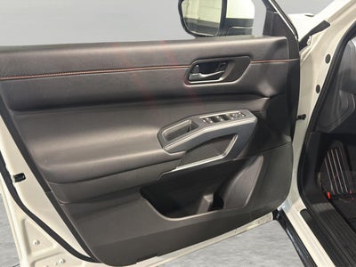 2025 Nissan Pathfinder Rock Creek 4WD