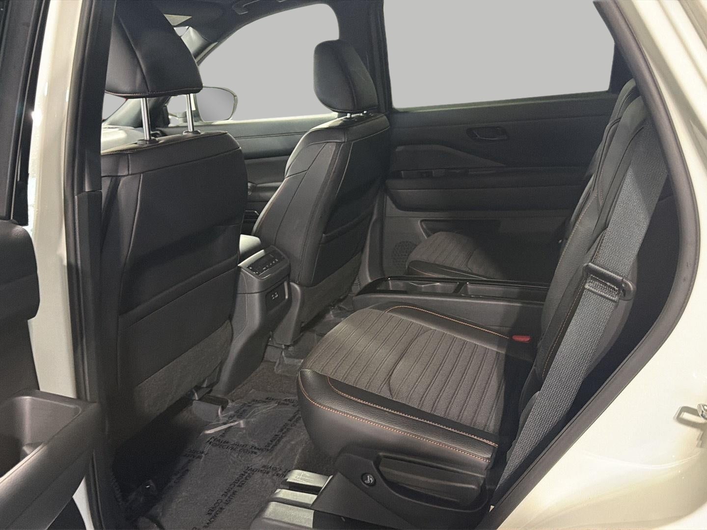 2025 Nissan Pathfinder Rock Creek 4WD