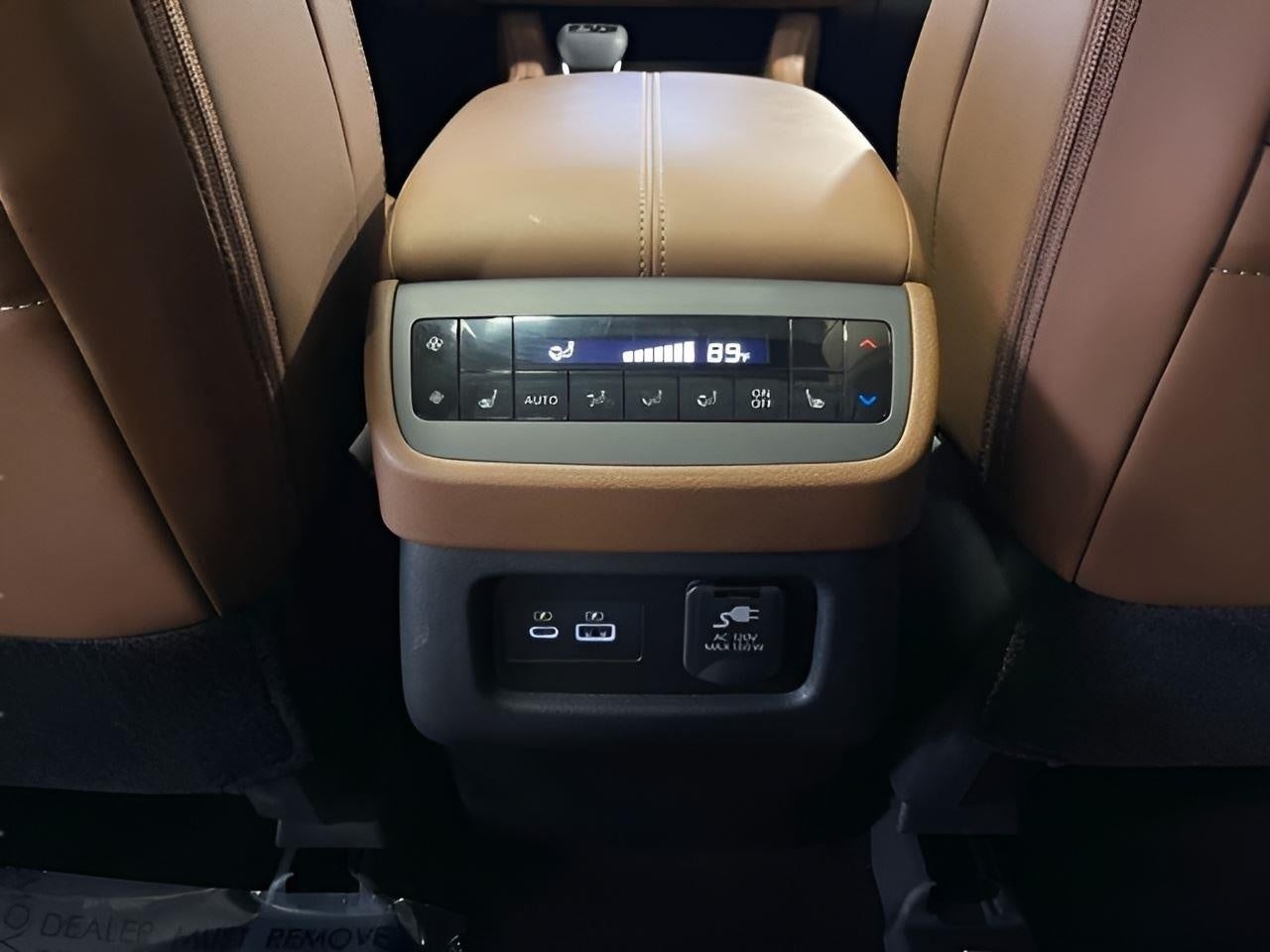 2025 Nissan Pathfinder Platinum 4WD
