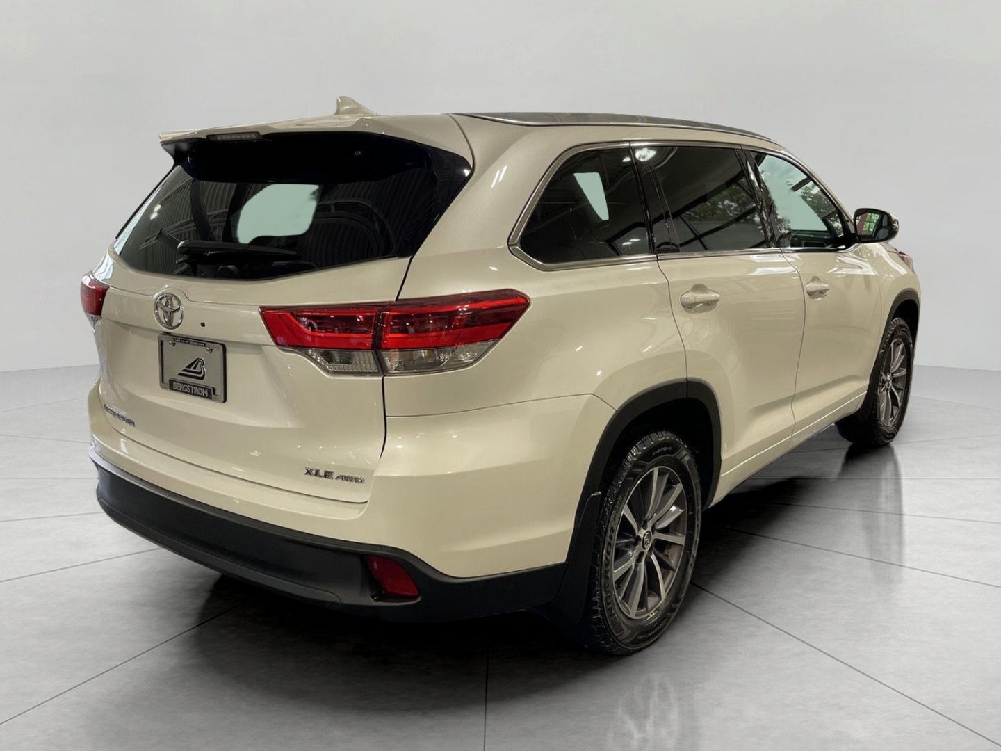 2018 Toyota Highlander XLE V6 AWD