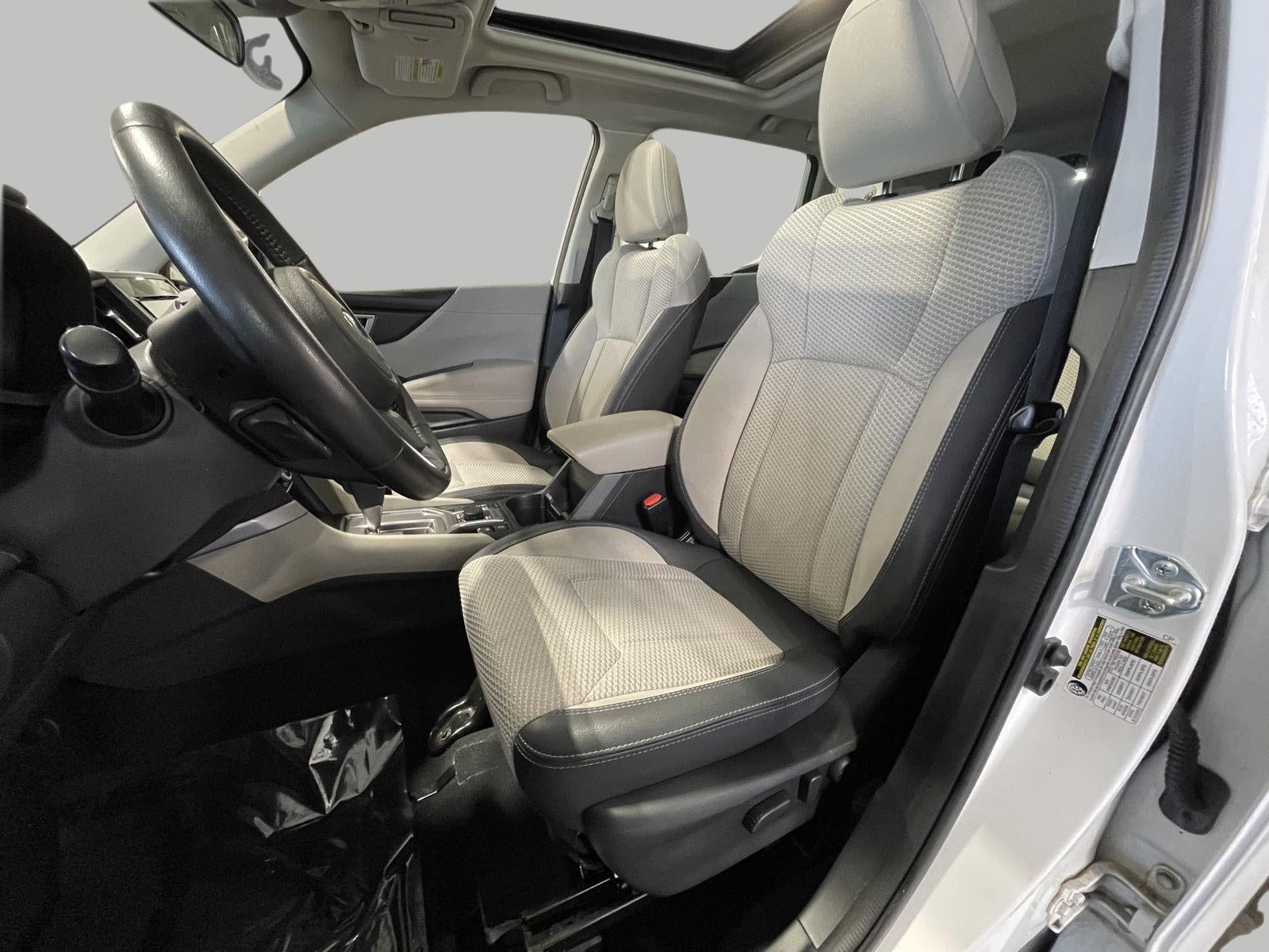 2023 Subaru Forester Premium CVT