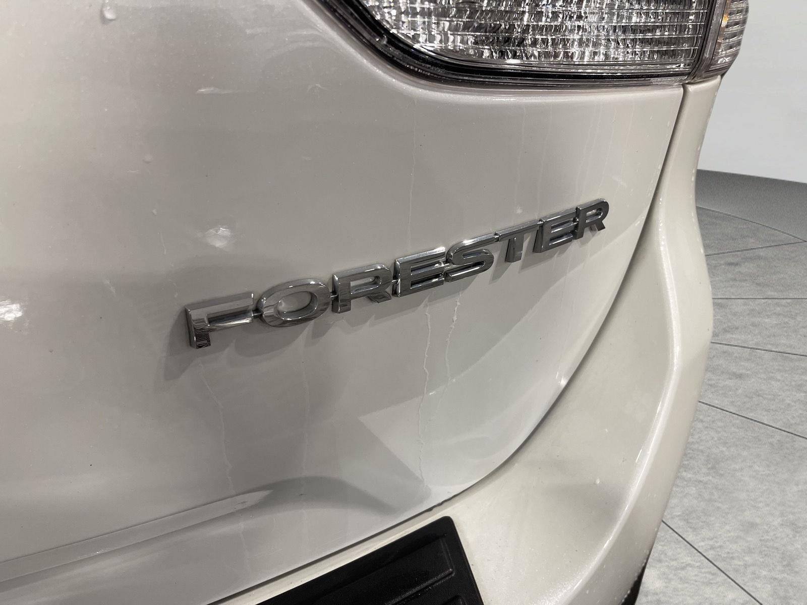 2023 Subaru Forester Premium CVT