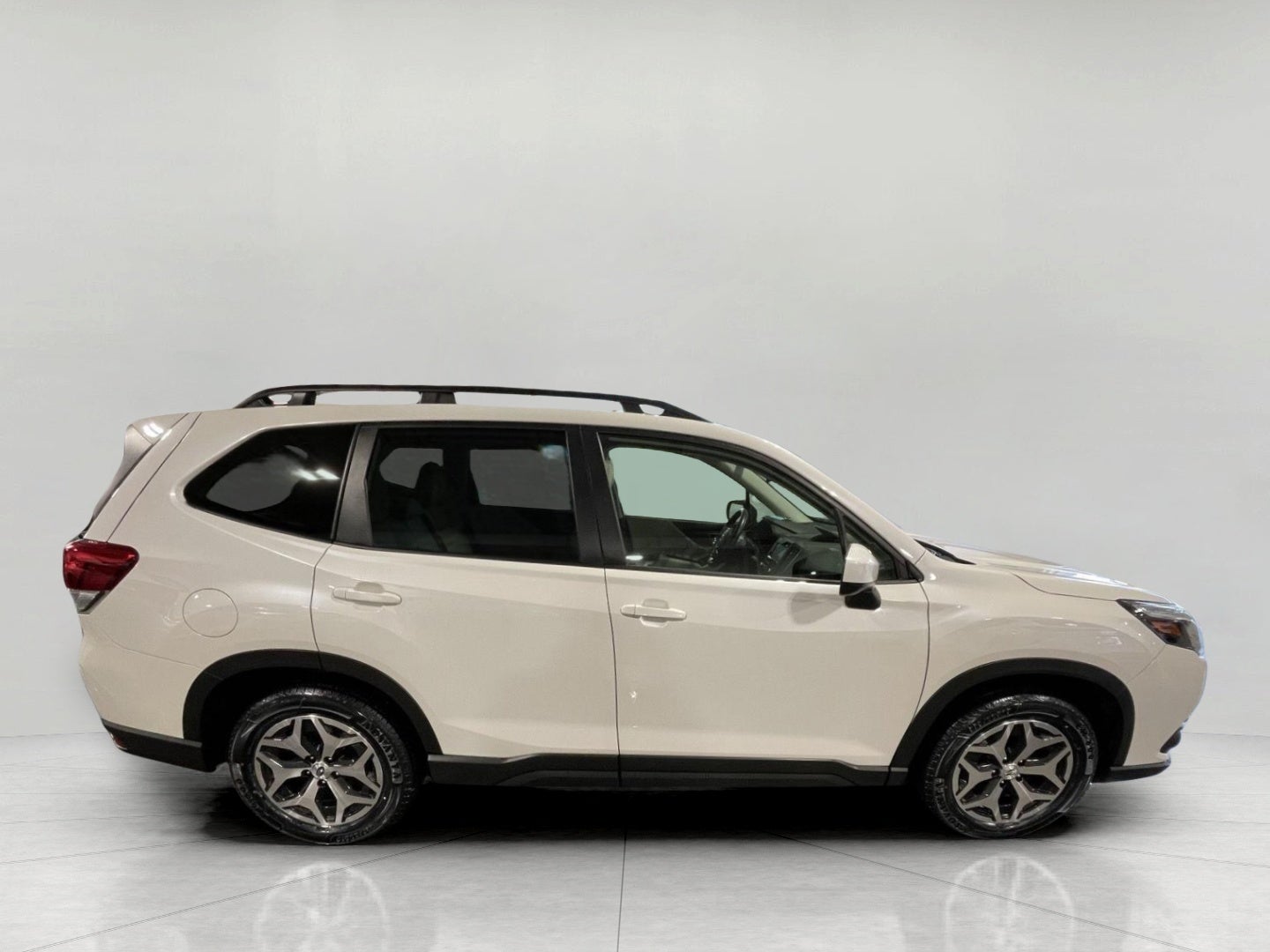 2023 Subaru Forester Premium CVT