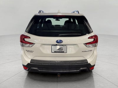 2023 Subaru Forester Premium CVT