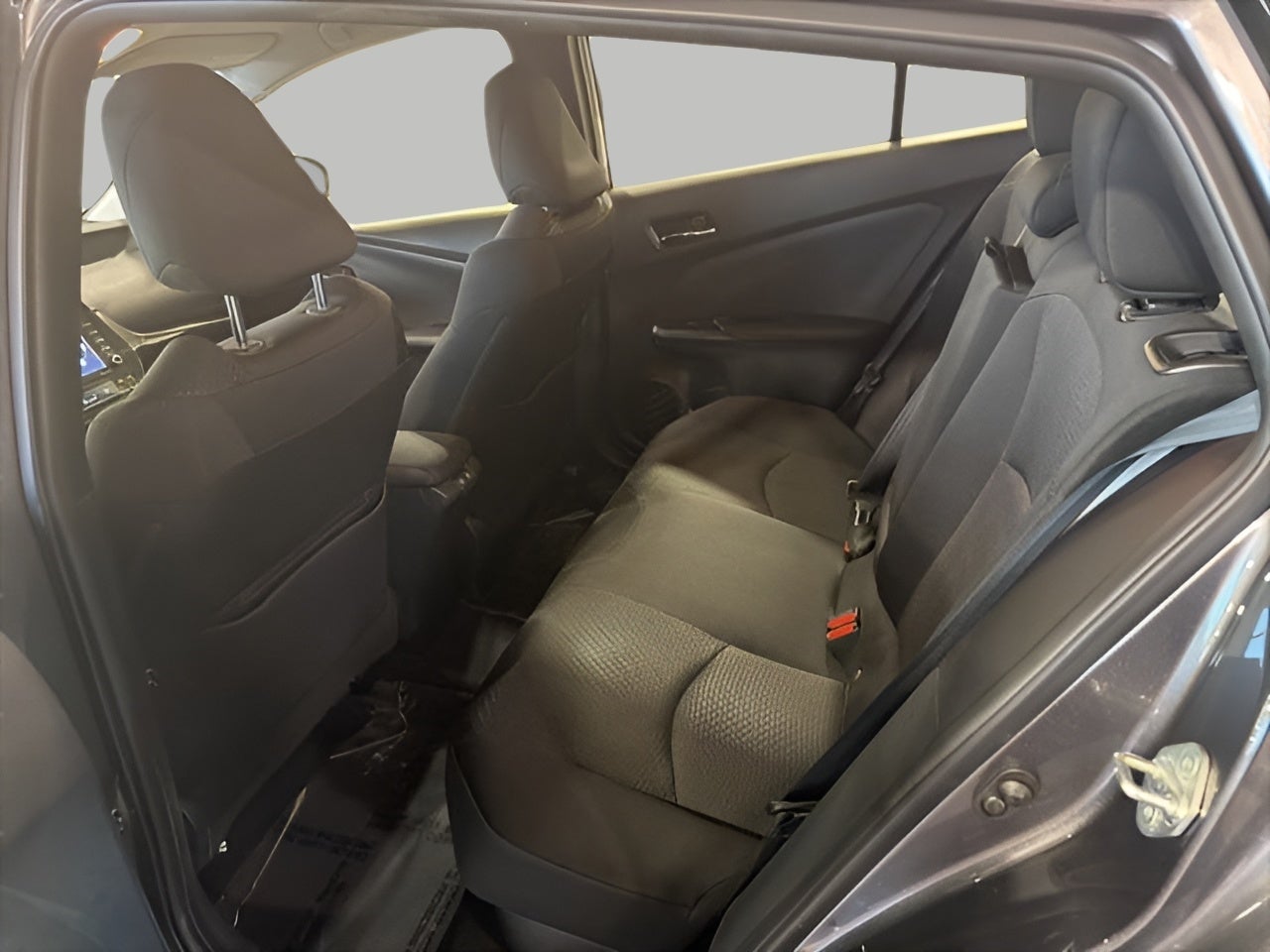 2021 Toyota Prius LE