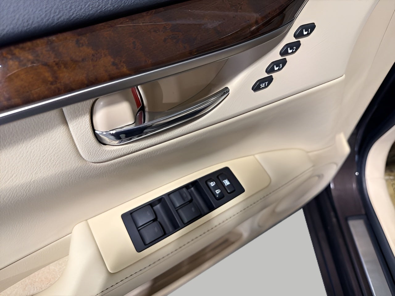 2014 Lexus ES 350 4dr Sdn