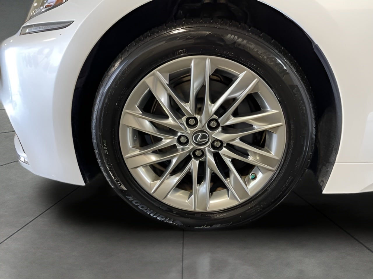 2019 Lexus LS LS 500h AWD