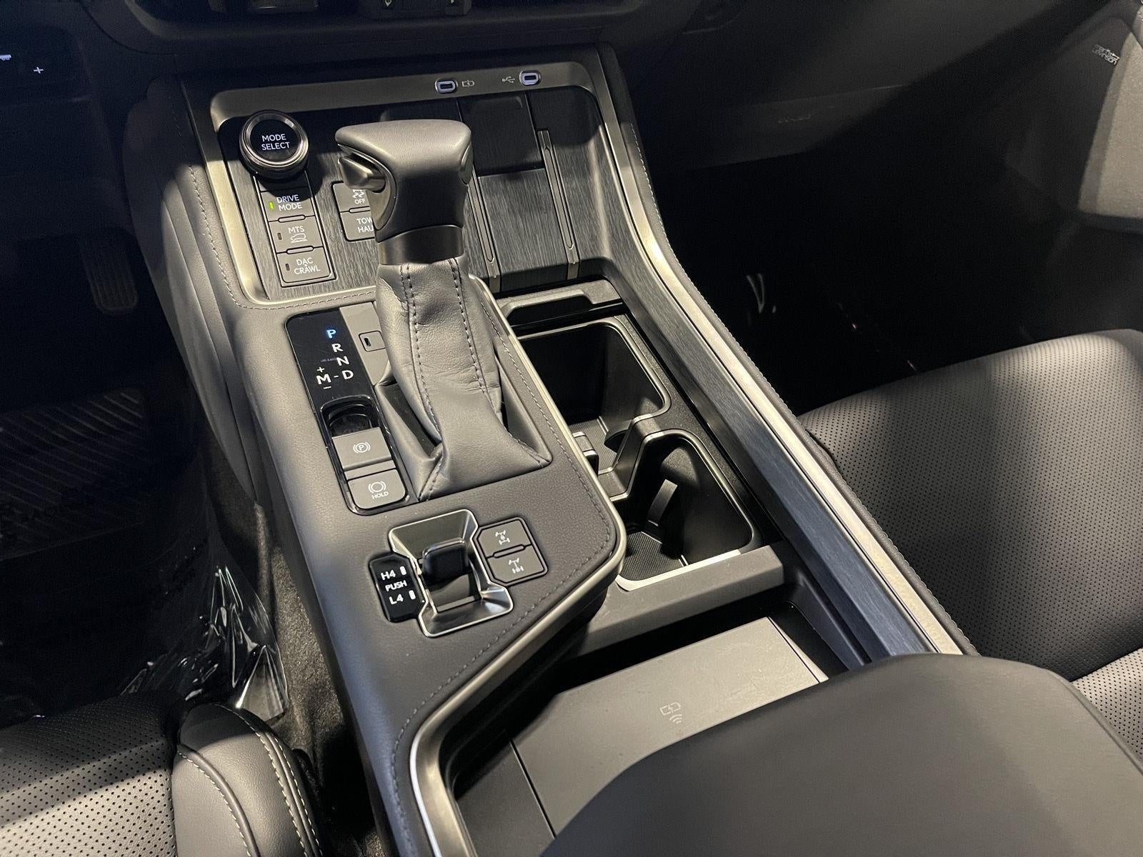 2024 Lexus GX GX 550 Overtrail+ 4WD