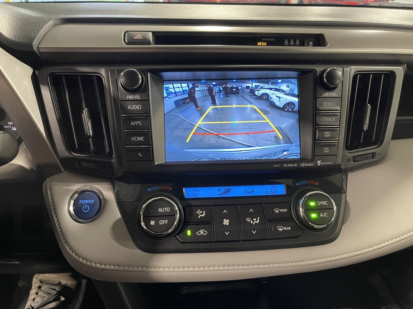 2017 Toyota RAV4 Hybrid XLE AWD