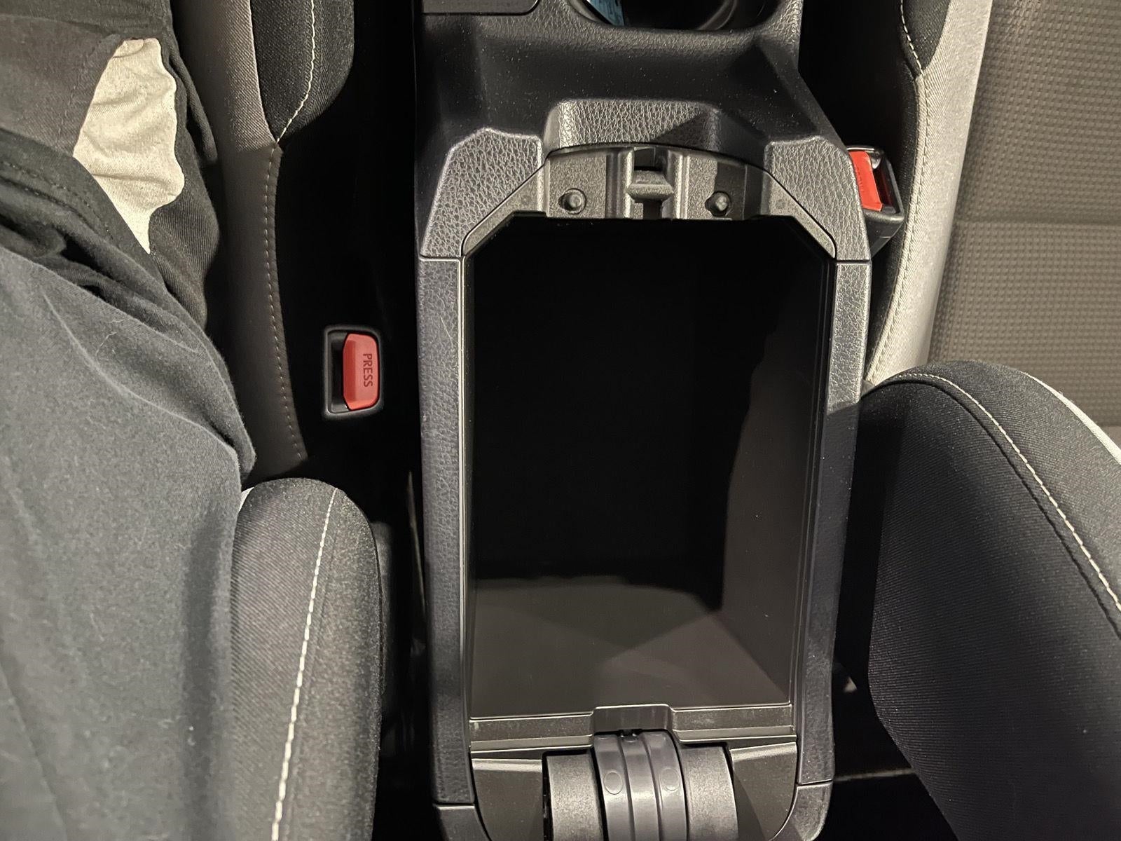 2017 Toyota RAV4 Hybrid XLE AWD