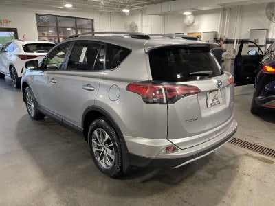 2017 Toyota RAV4 Hybrid XLE AWD