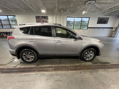 2017 Toyota RAV4 Hybrid XLE AWD