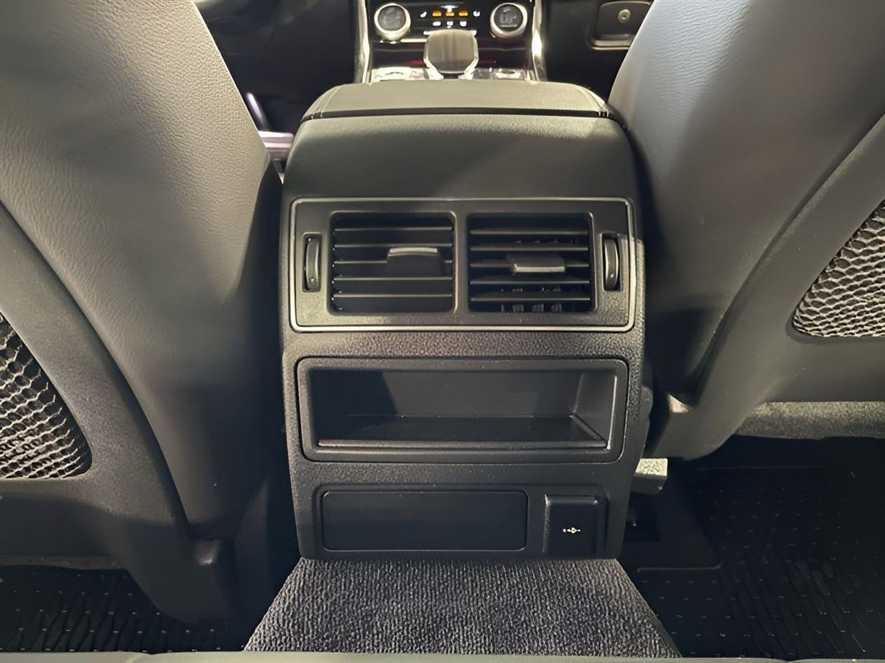 2023 Jaguar XF R-Dynamic SE Sedan AWD