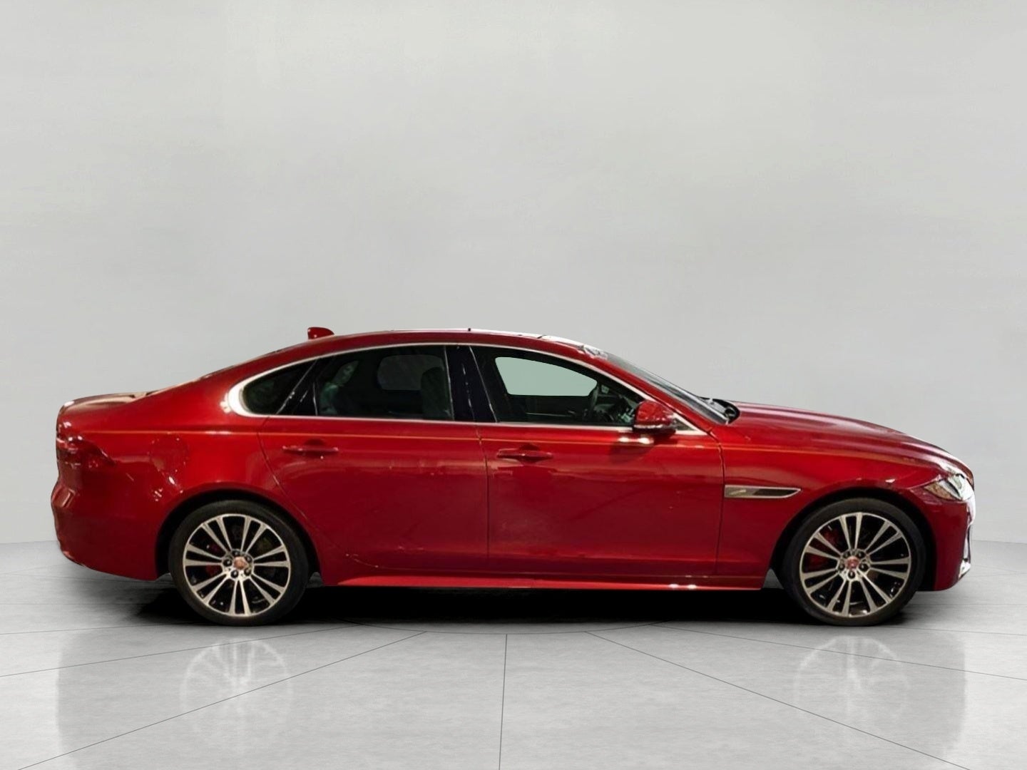 2023 Jaguar XF R-Dynamic SE Sedan AWD