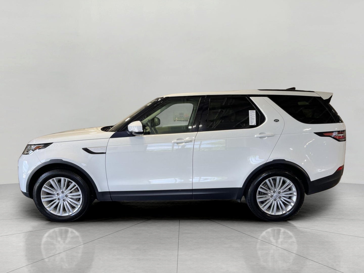 2020 Land Rover Discovery HSE V6 Supercharged
