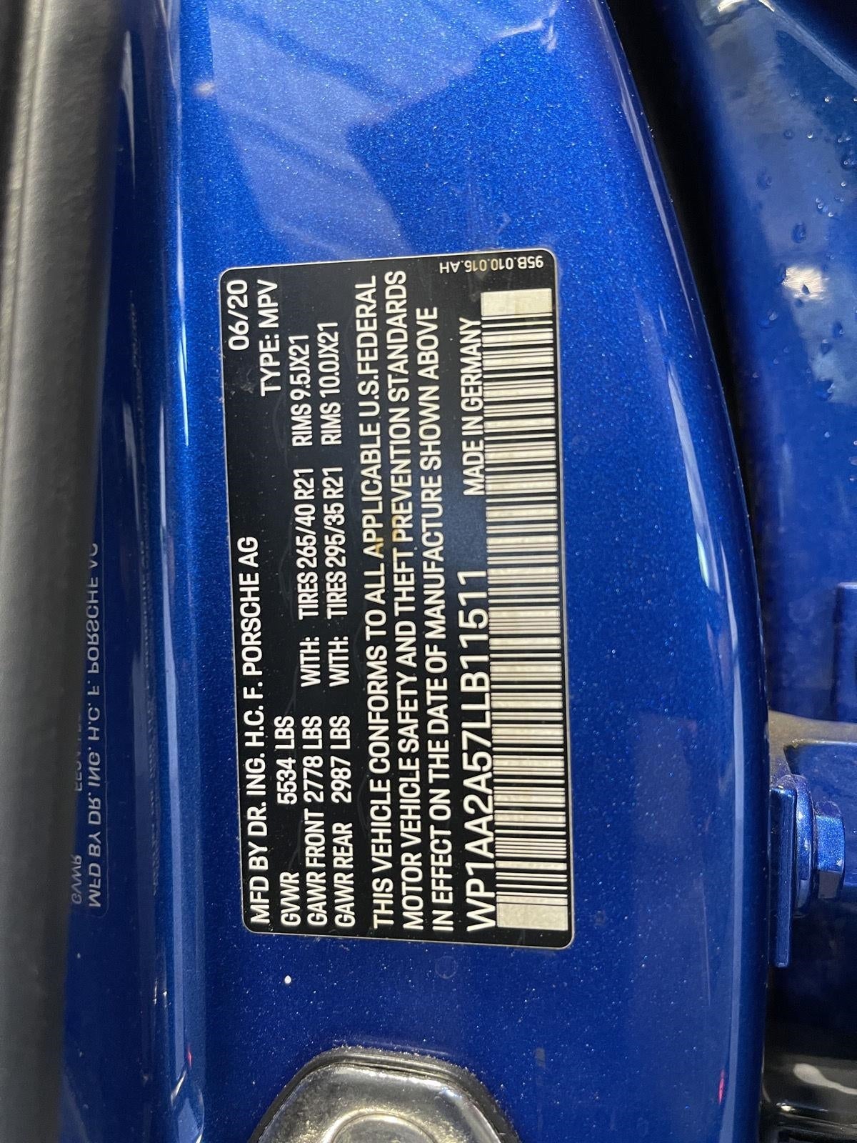 2020 Porsche Macan AWD