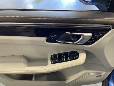 2020 Porsche Macan AWD