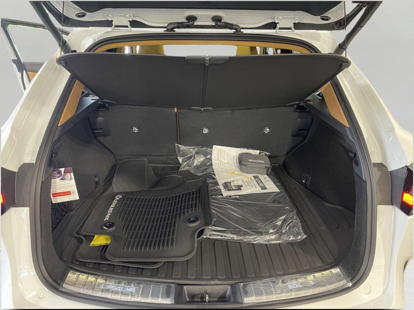 2026 Lexus NX 350 LUXURY AWD