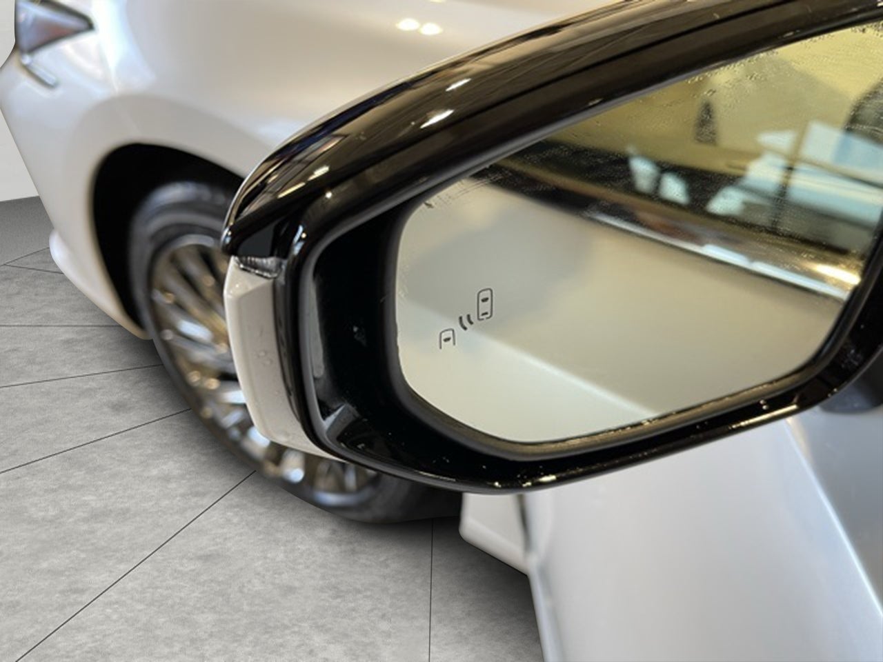 2025 Lexus ES 350 LUXURY