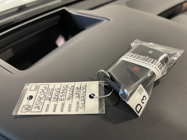 2025 Lexus ES 350 LUXURY