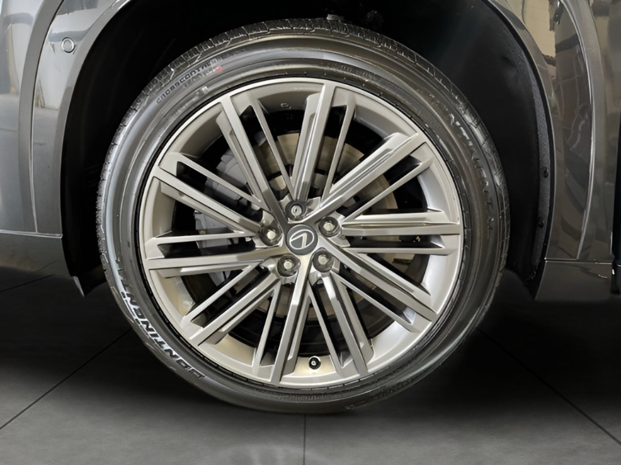 2026 Lexus TX PLUG-IN HYBRID ELECTRIC VEHICLE TX 550h+ LUXURY AWD