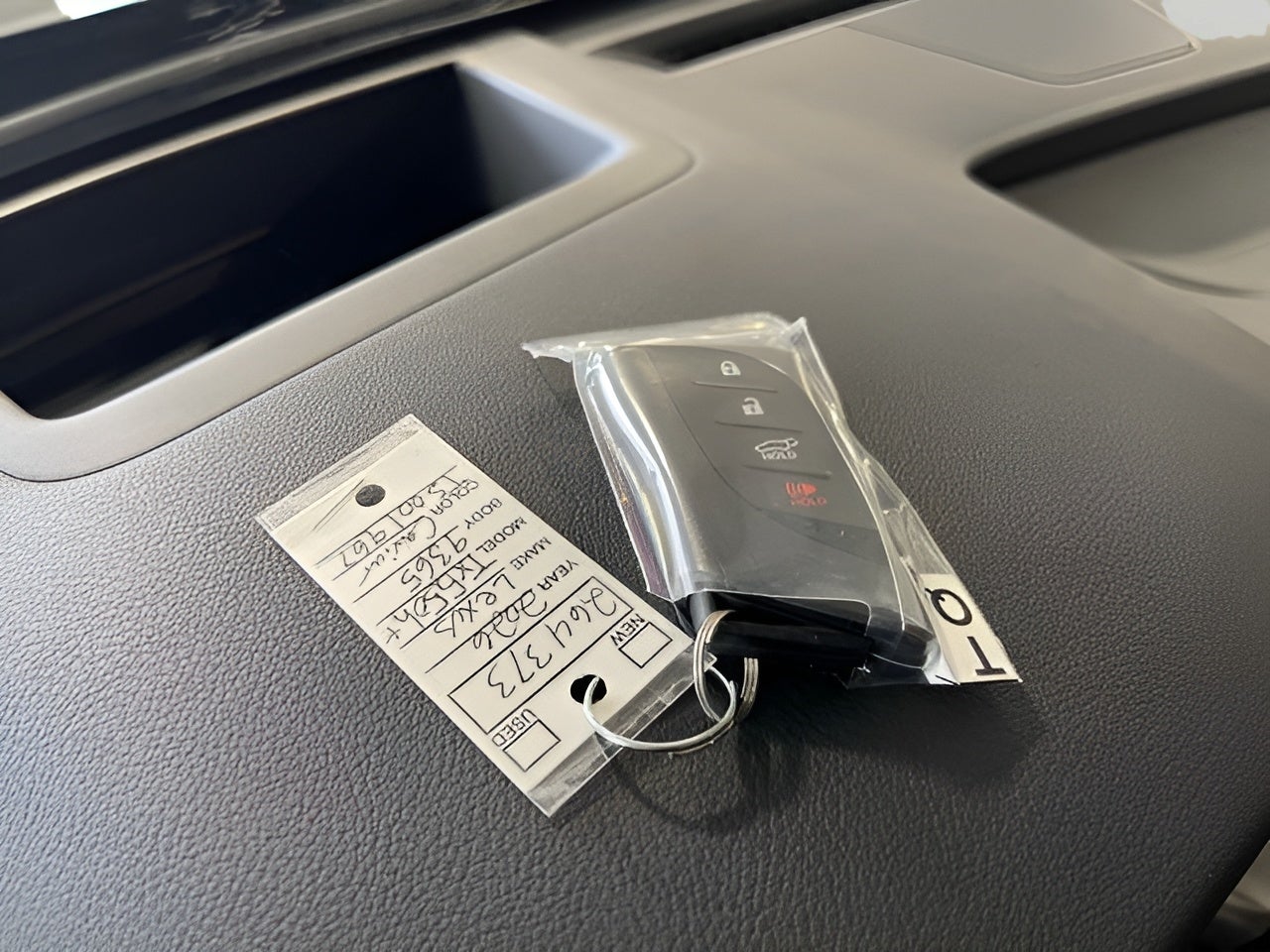 2026 Lexus TX PLUG-IN HYBRID ELECTRIC VEHICLE TX 550h+ LUXURY AWD