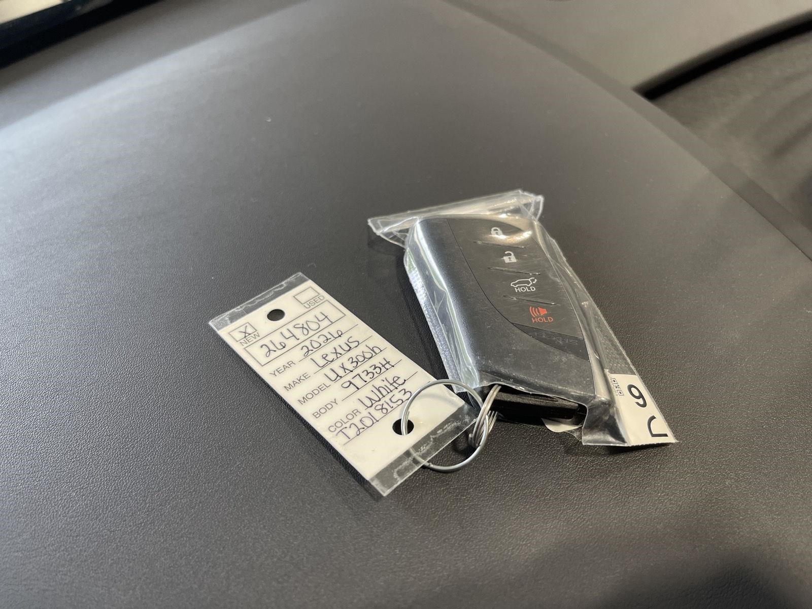 2026 Lexus UX HYBRID UX 300h PREMIUM AWD
