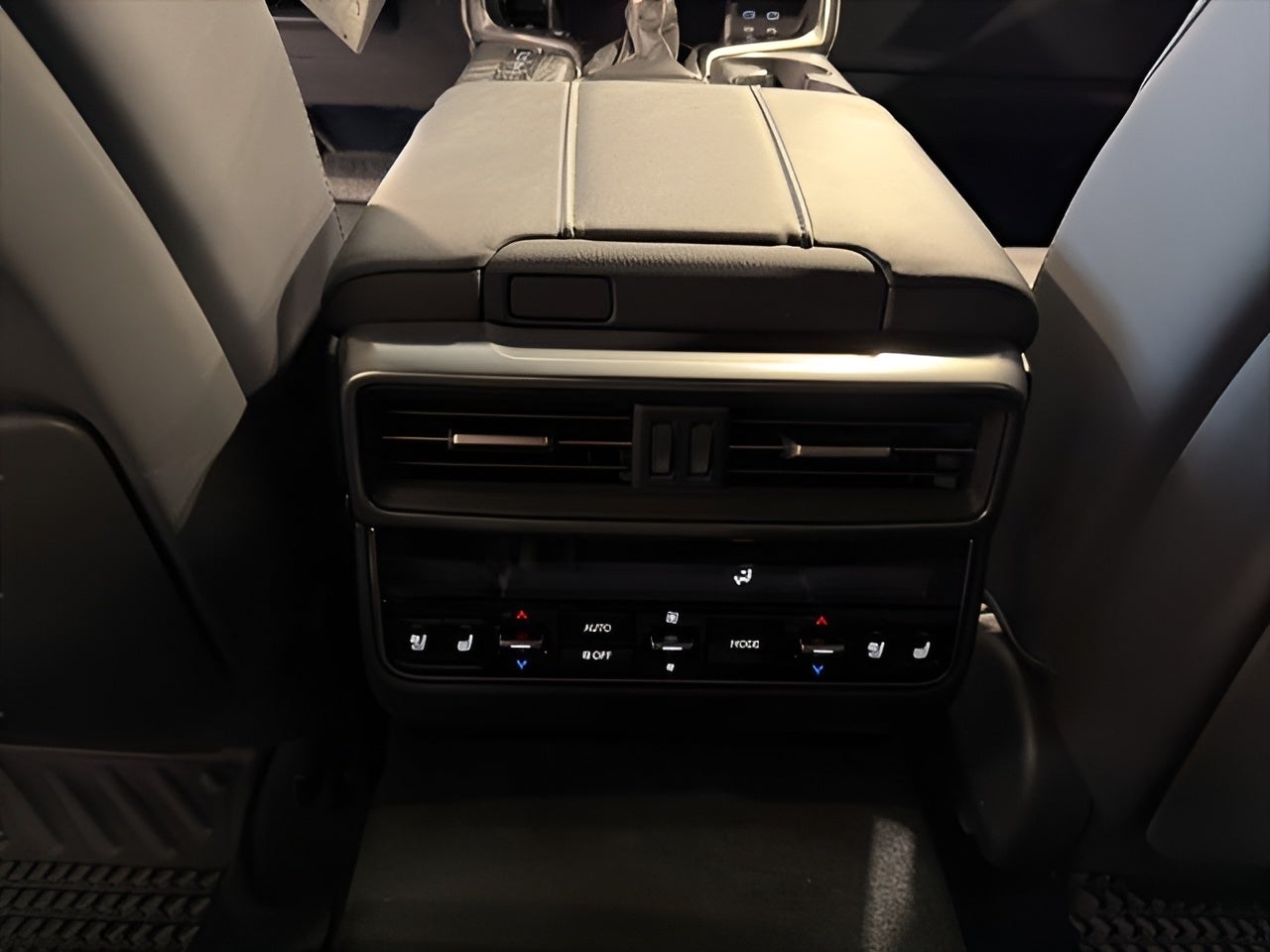 2026 Lexus LX 600 PREMIUM