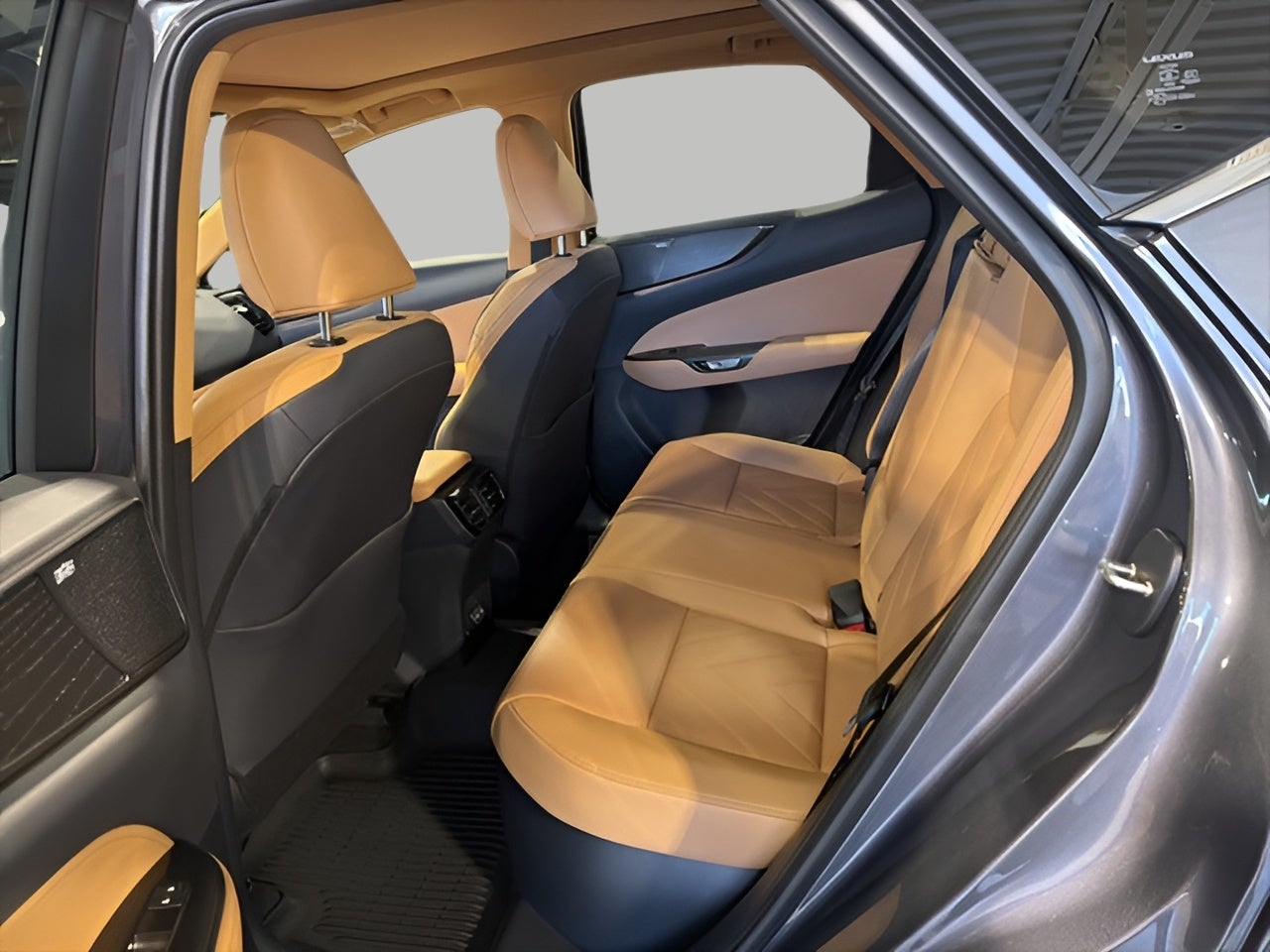 2026 Lexus NX PLUG-IN HYBRID ELECTRIC VEHICLE NX 450h+ LUXURY AWD