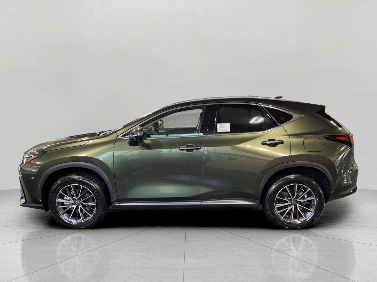 2026 Lexus NX PLUG-IN HYBRID ELECTRIC VEHICLE NX 450h+ PREMIUM AWD