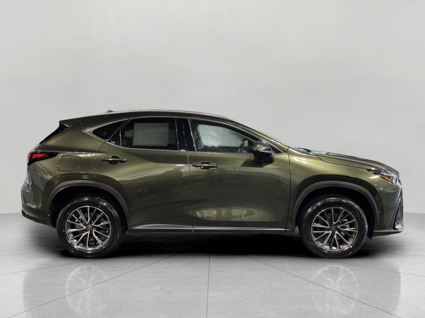 2026 Lexus NX PLUG-IN HYBRID ELECTRIC VEHICLE NX 450h+ PREMIUM AWD