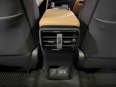 2026 Lexus NX PLUG-IN HYBRID ELECTRIC VEHICLE NX 450h+ LUXURY AWD